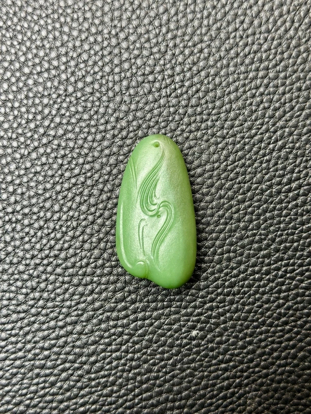 【俄料】和田玉碧玉夹层料粉绿俏糖色本玉系列随型