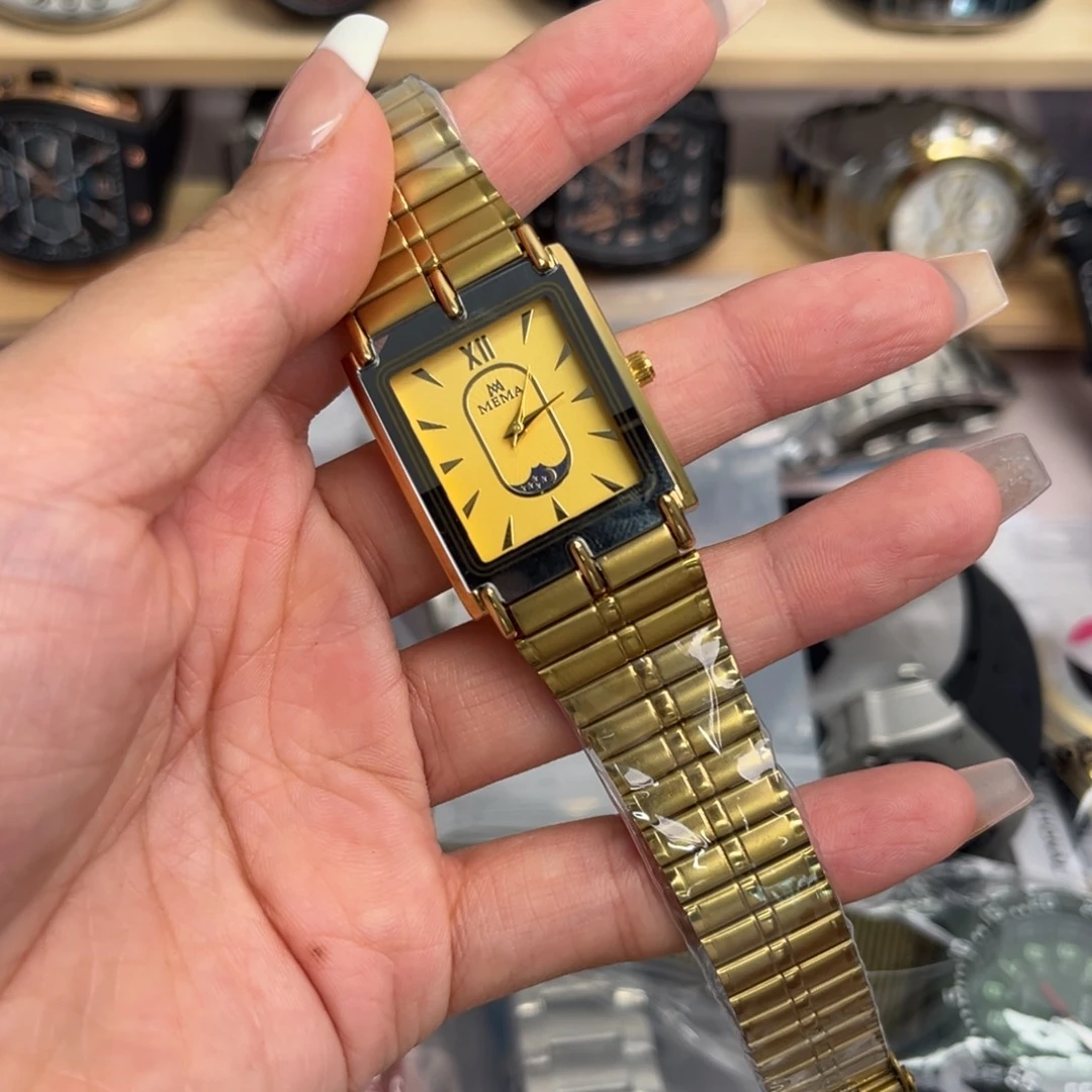 钢猪皮（革）石英机芯