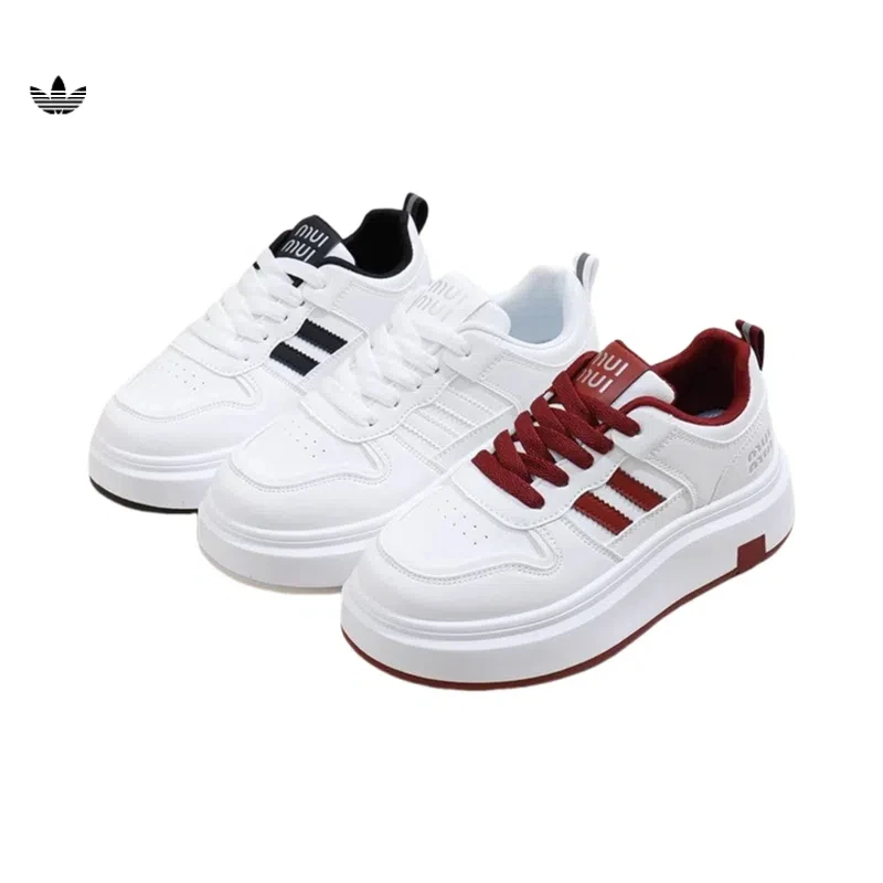 小白鞋女爆款学生跑步减震轻便小众百搭运动板鞋潮流休闲时尚