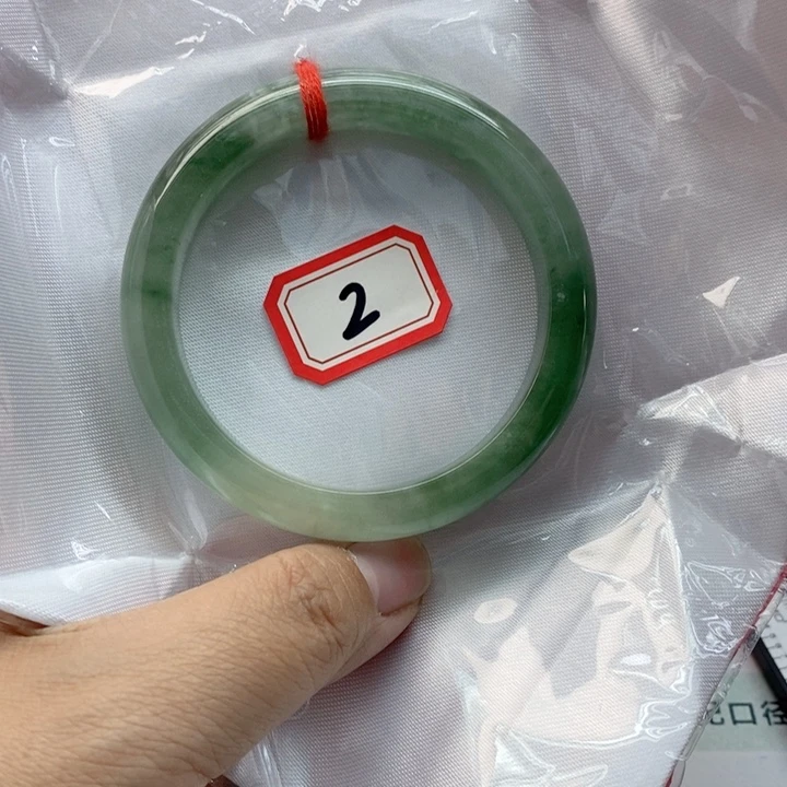 未镶嵌手镯翡翠翡翠