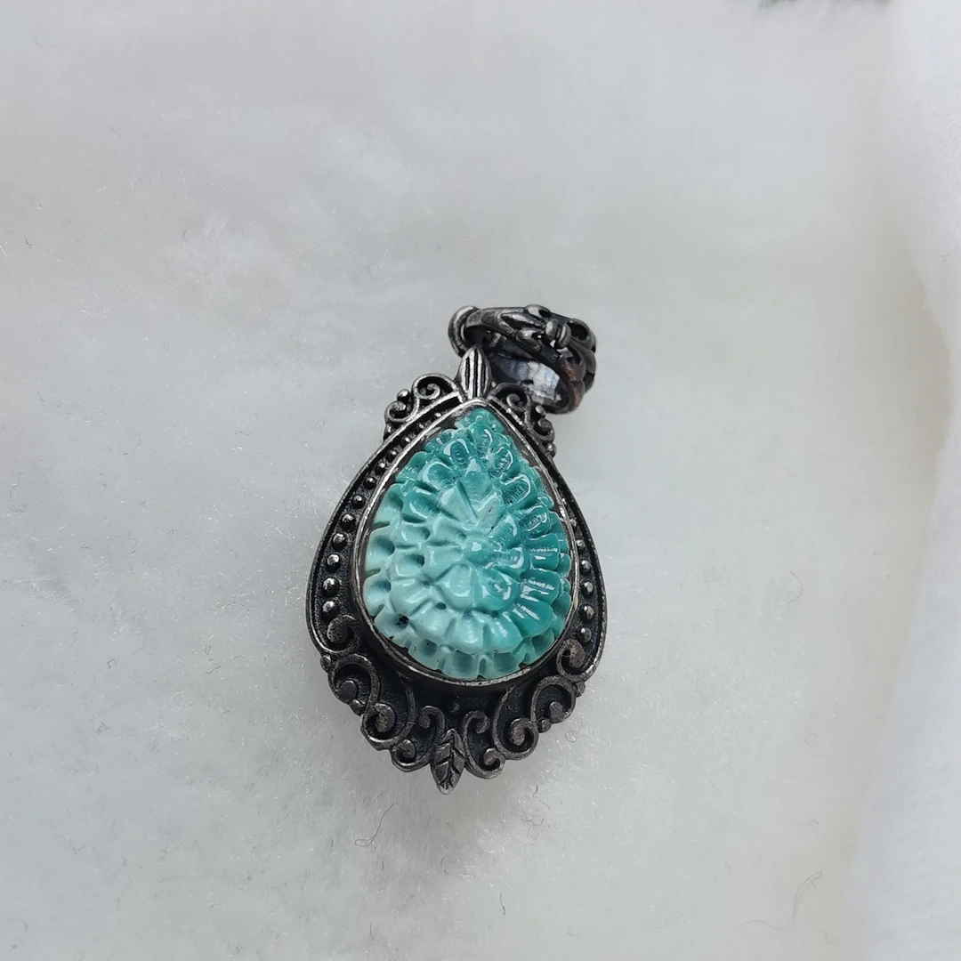 复古银镶绿松石格桑花吊坠