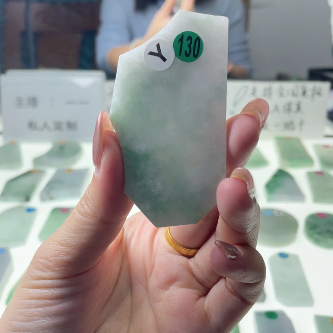 定制翡翠未镶嵌天然a货翡翠私人定制