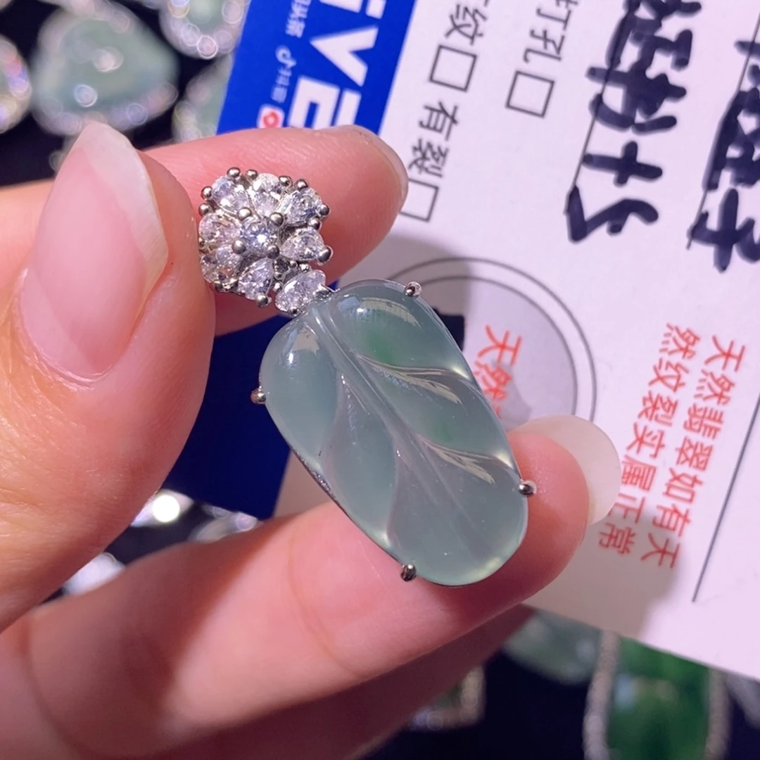 翡翠未镶嵌颈饰天然