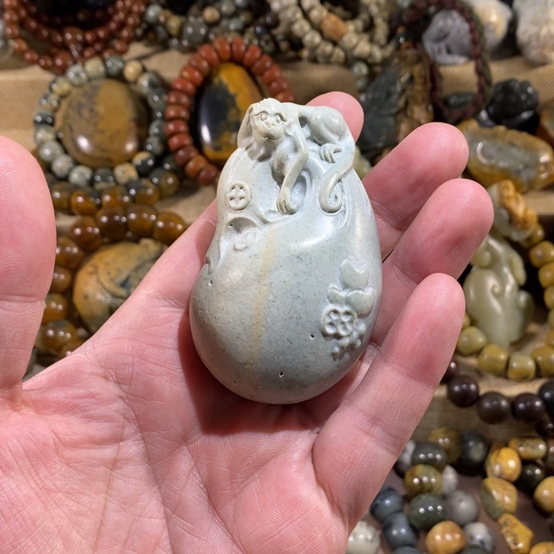 岫岩河磨玉（透闪石质玉）未镶嵌挂件