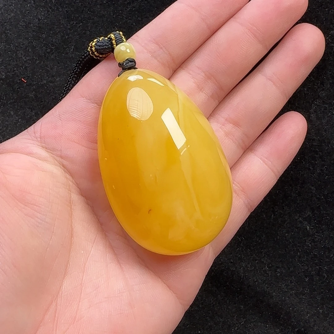蜜蜡未镶嵌珠宝奇石