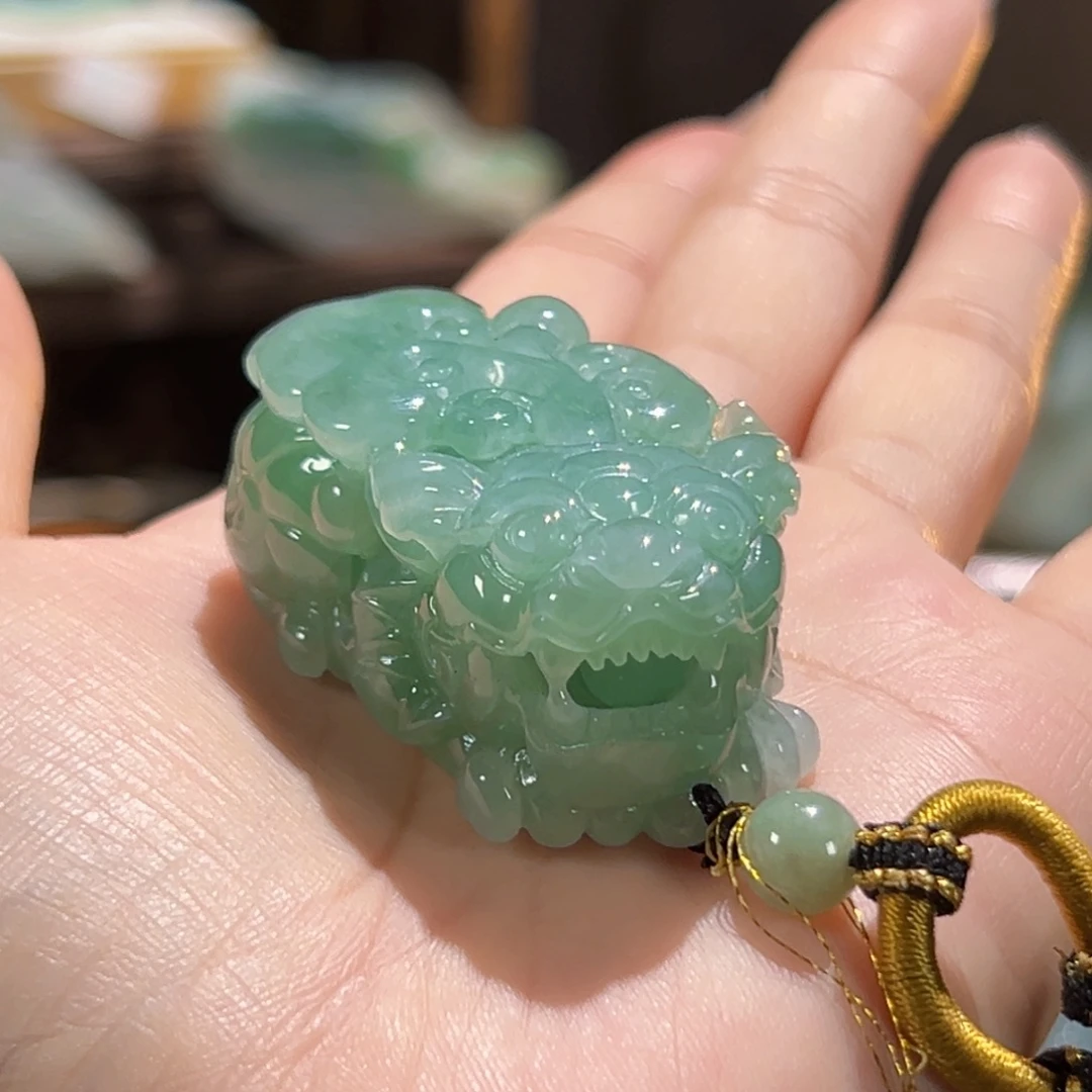 翡翠未镶嵌颈饰天然