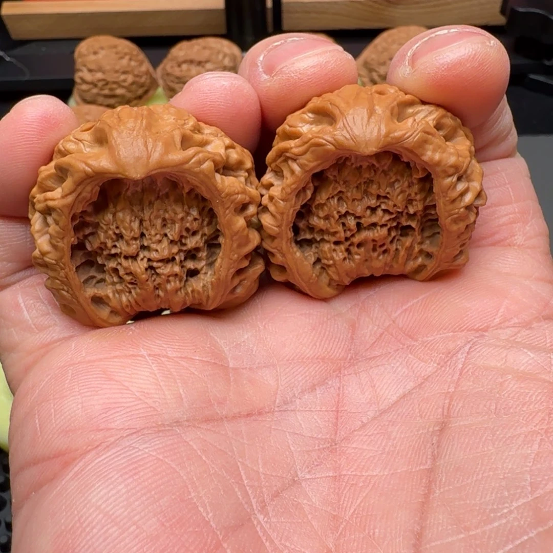 文玩核桃把件蛇头38