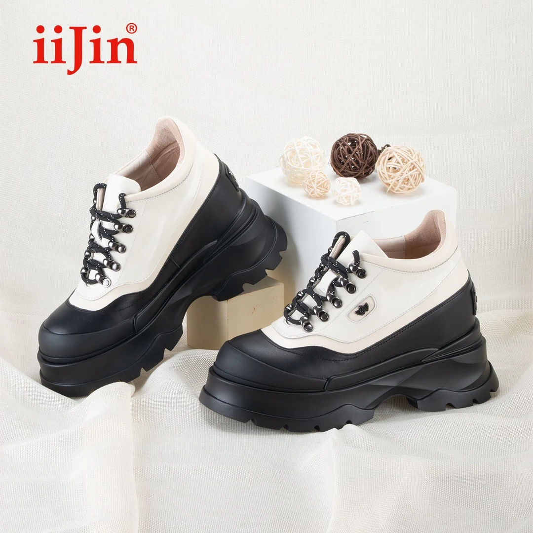 iiJin艾今官方10.5cm厚底内增高时尚拼接休闲奶油皮鞋女YF615KTA1