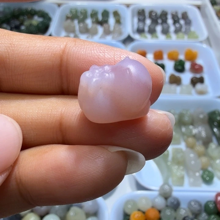 未镶嵌和田玉珠宝半成品