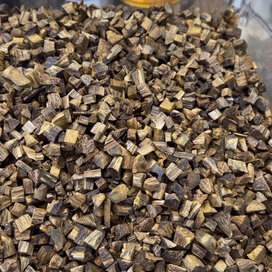 沉香碎屑沉香浩***?老料乌身圆碎料200克