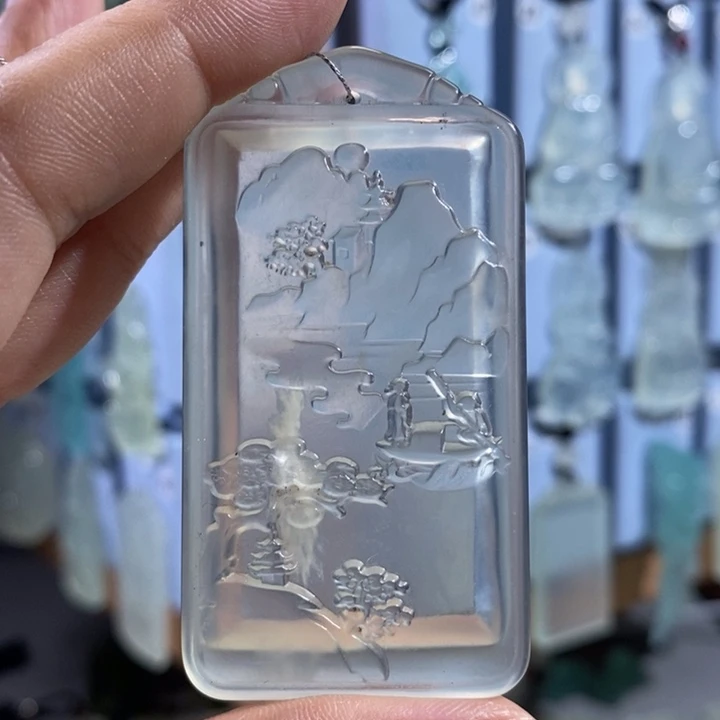 岫玉未镶嵌颈饰吊坠