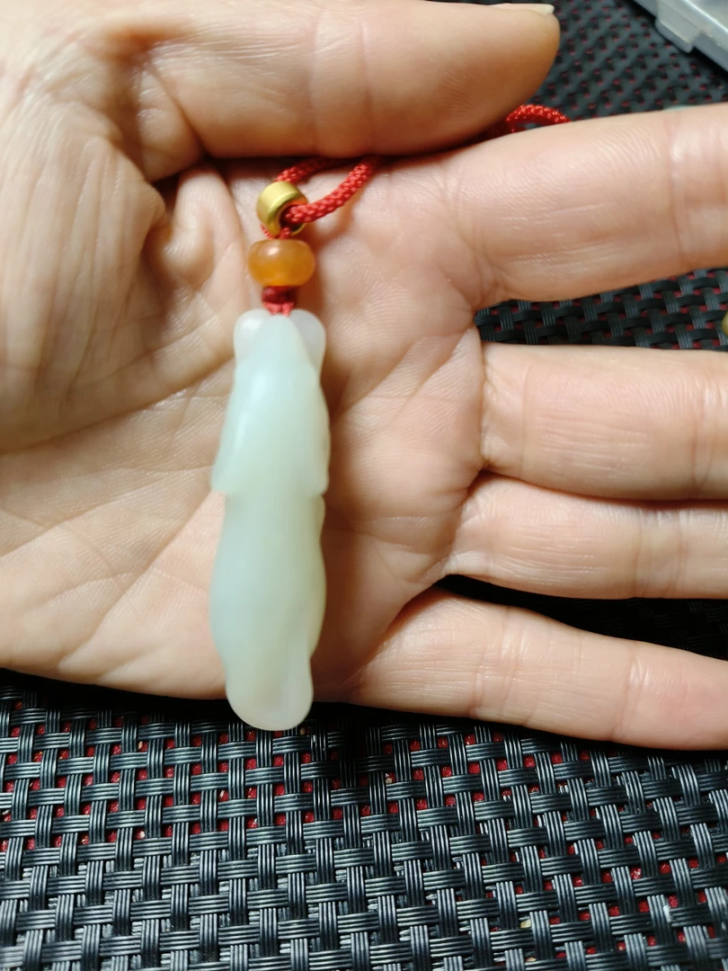 新疆和田玉白玉挂件