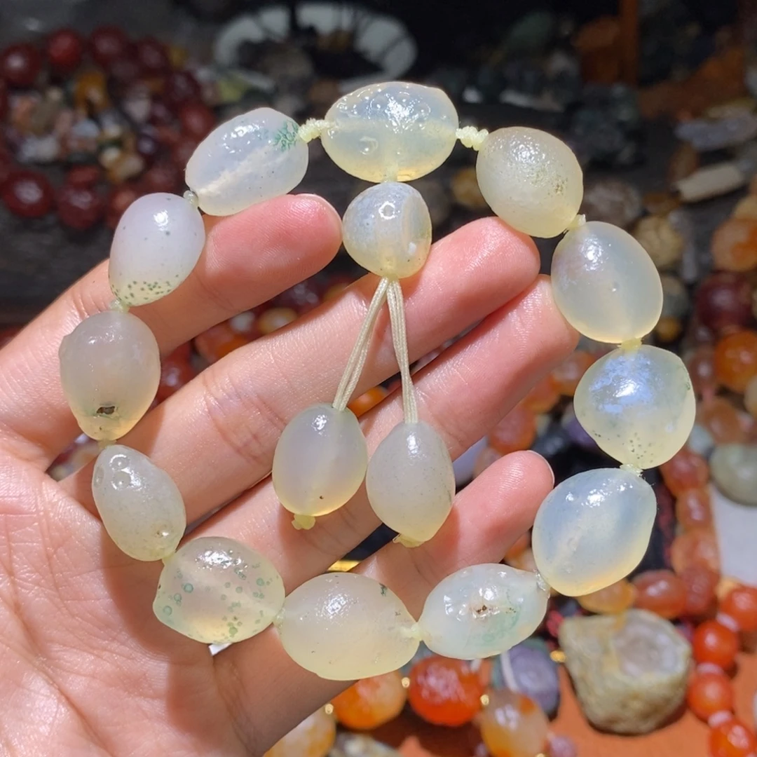 用***户未镶嵌玛瑙/玉髓珠宝半成品