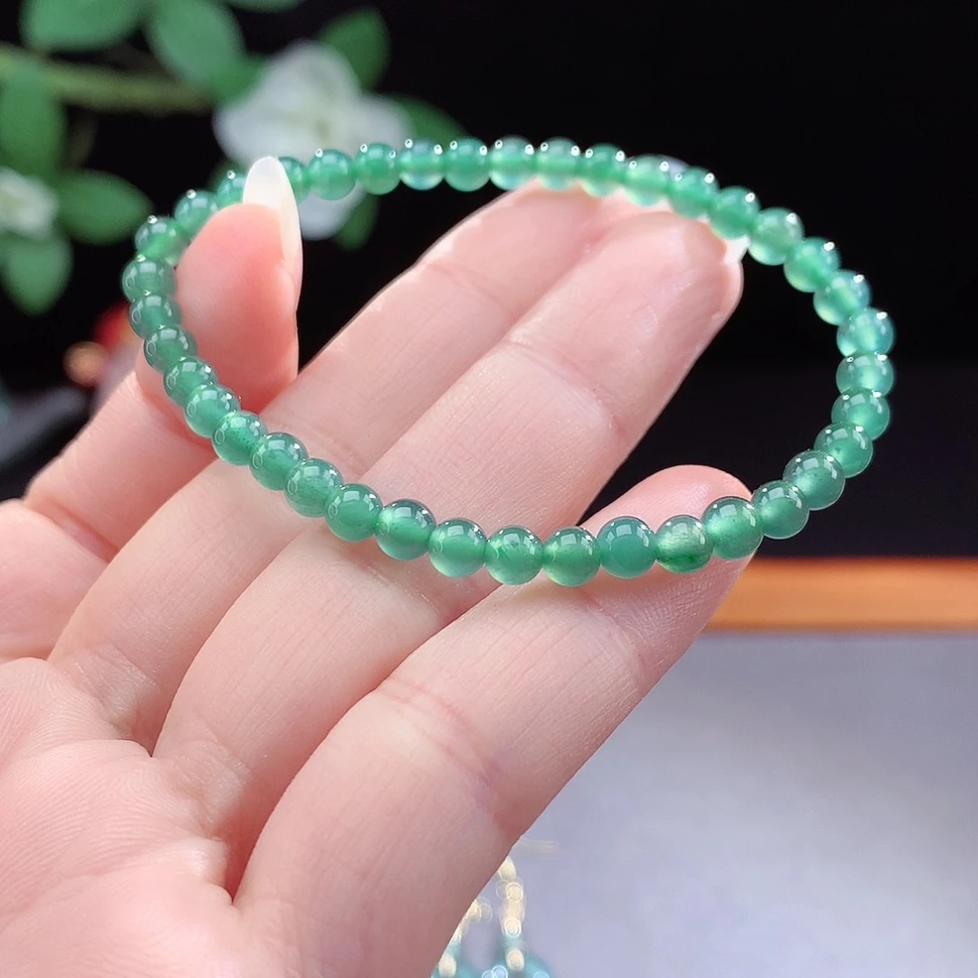 未镶嵌手镯（圆镯）翡翠