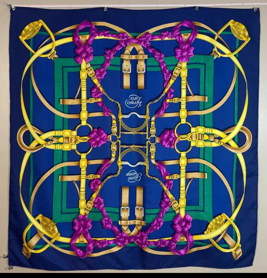 99新 Hermes/爱马仕 巴洛克风格马车90*90大方巾159440