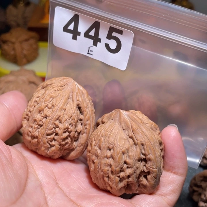 文玩核桃把件用****9玉尊