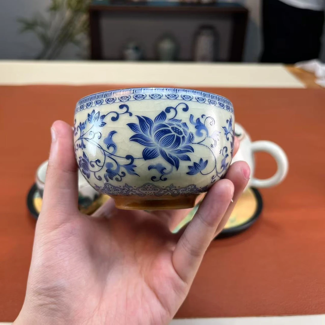 黄汝钩藤青花铜钱主人杯Y4426