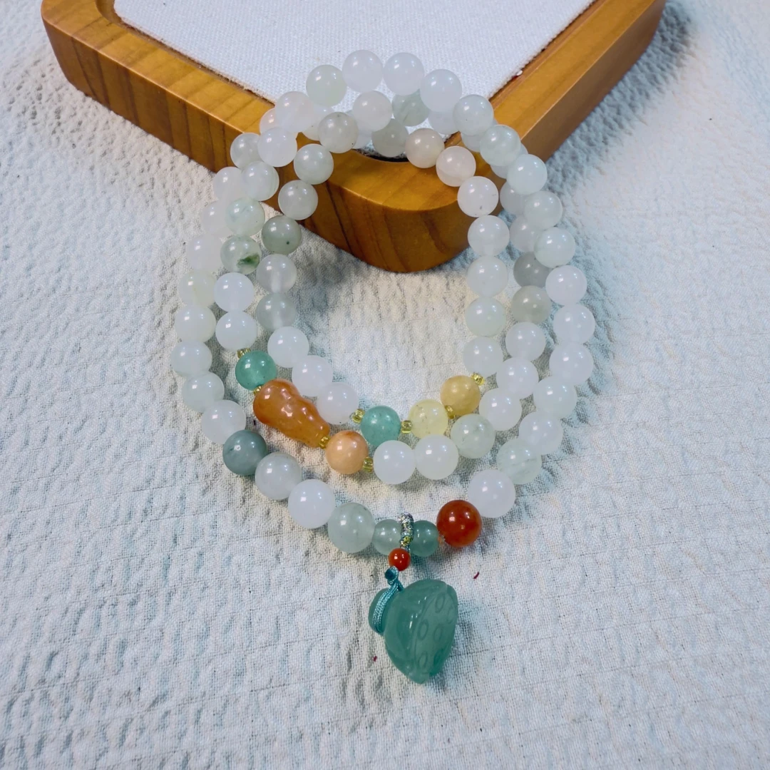 3圈天山翠手串白色绿色女士素圈渐变