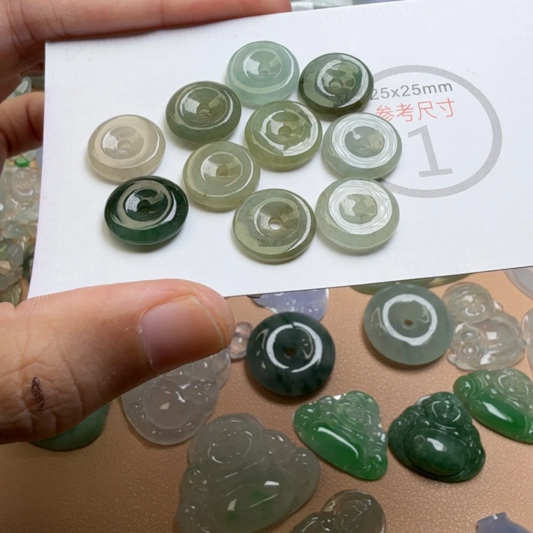 翡翠未镶嵌颈饰多样性发其一34