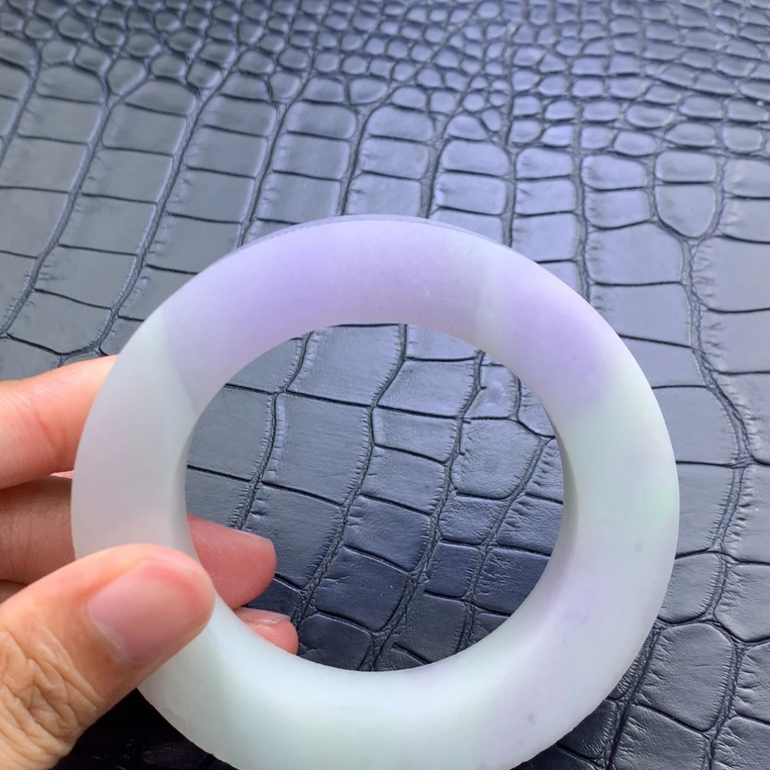 未镶嵌翡翠手镯定制翡翠
