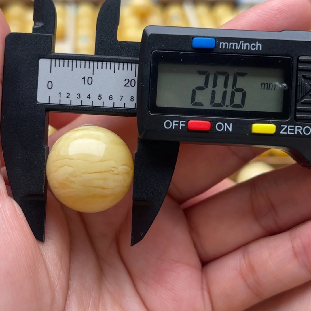 琥珀未镶嵌裸石蜜蜡圆珠笑