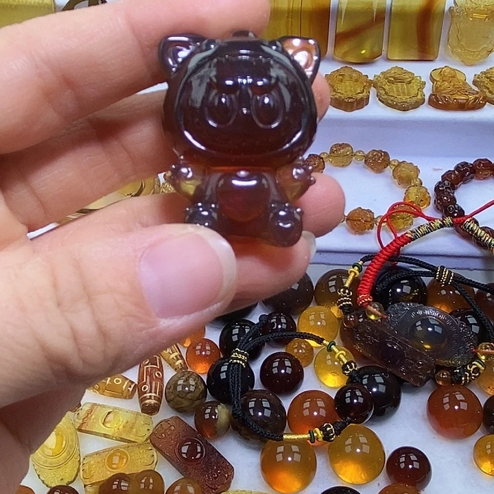 琥珀未镶嵌吊坠(不含链)天然缅甸琥珀棕血拉布布