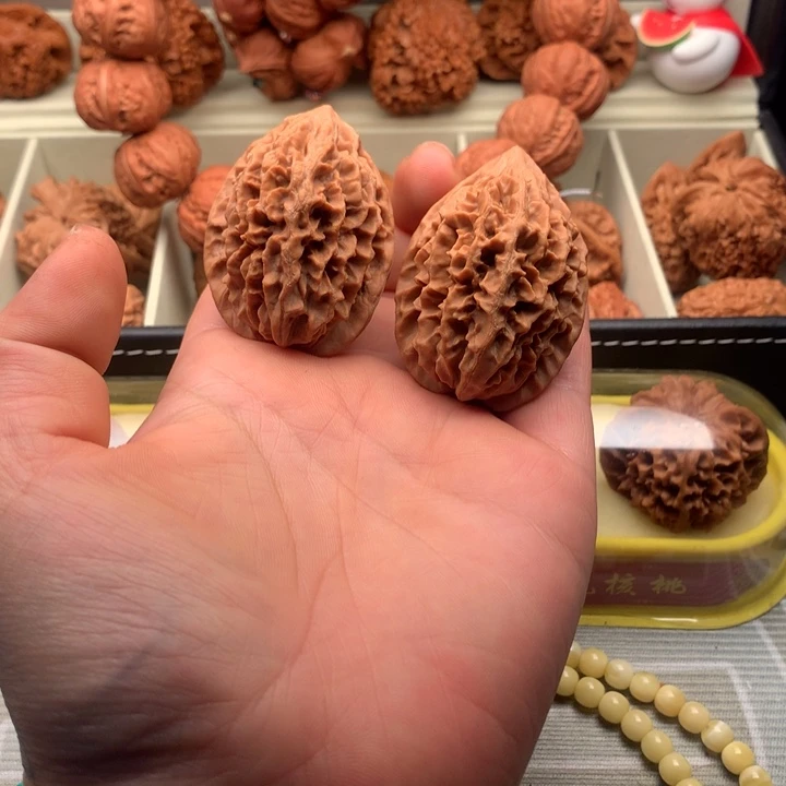 文玩核桃吊坠39尺寸招财鼠