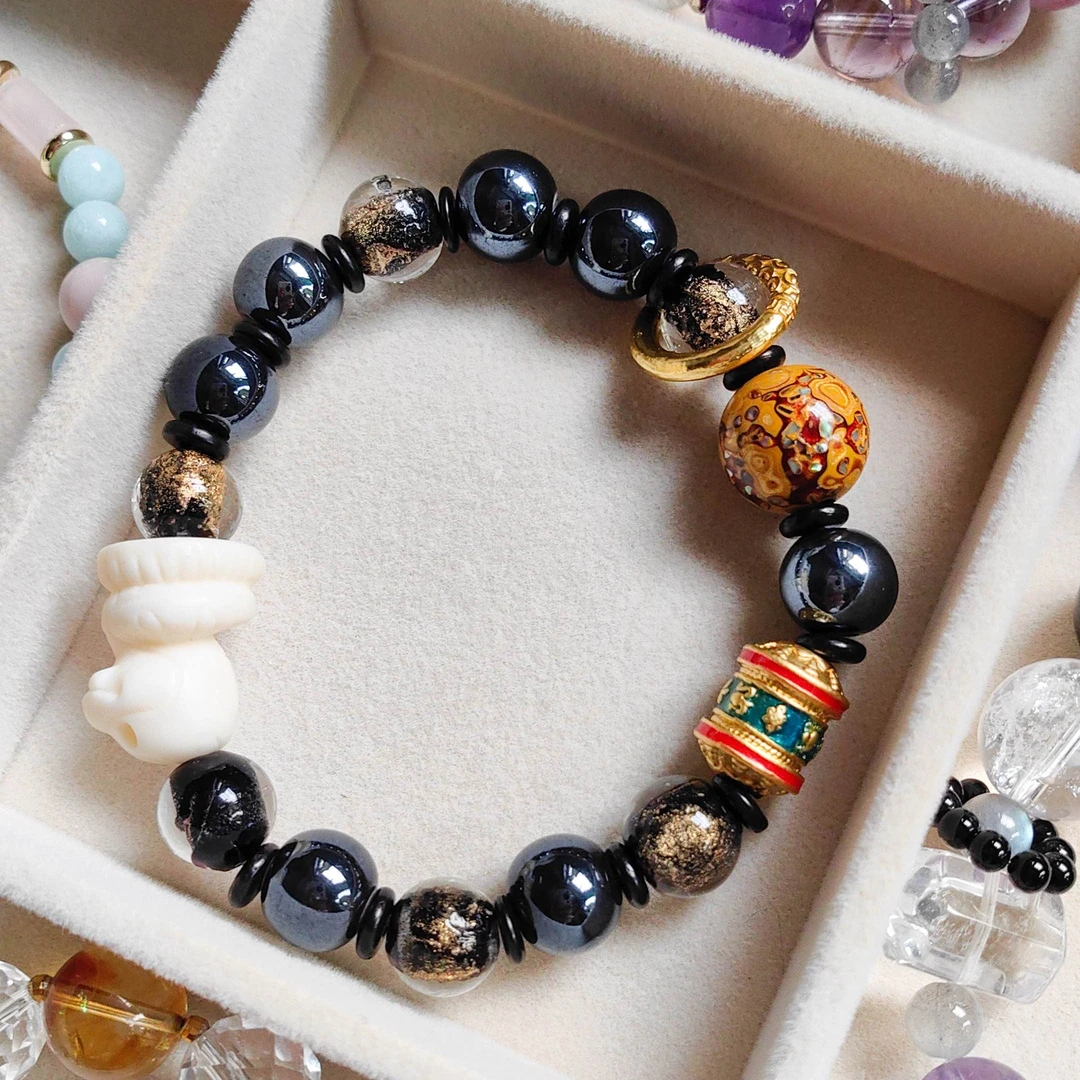 合金琉璃手链 金箔琉璃蛇年黑色手串