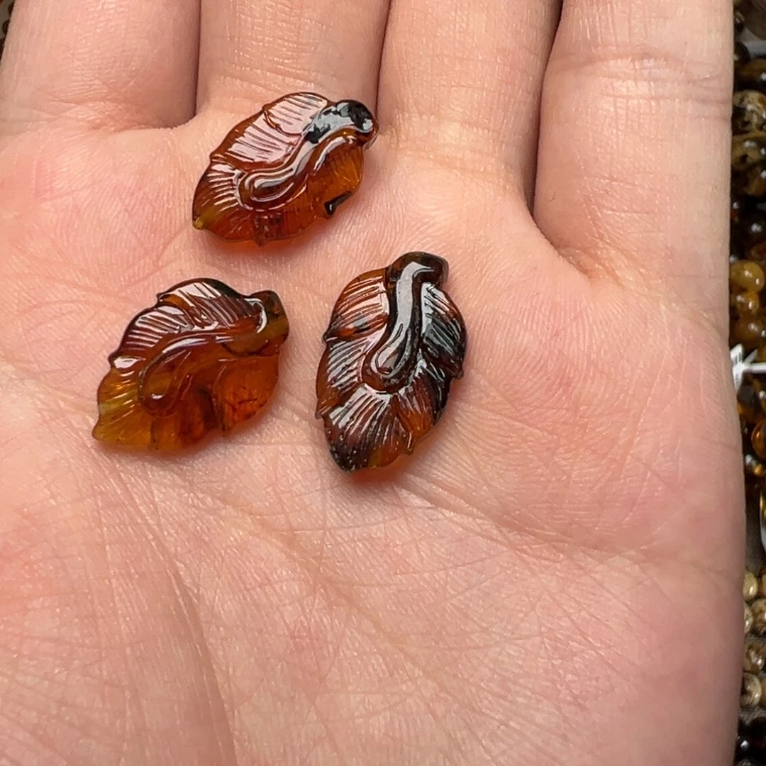 未镶嵌琥珀手链抚顺琥珀