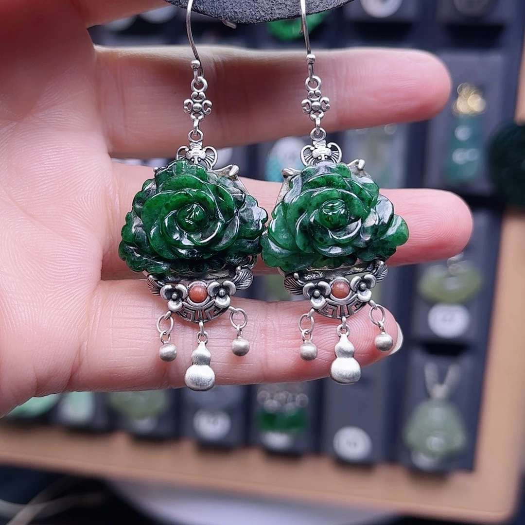 T***0翡翠银S925镶嵌耳饰