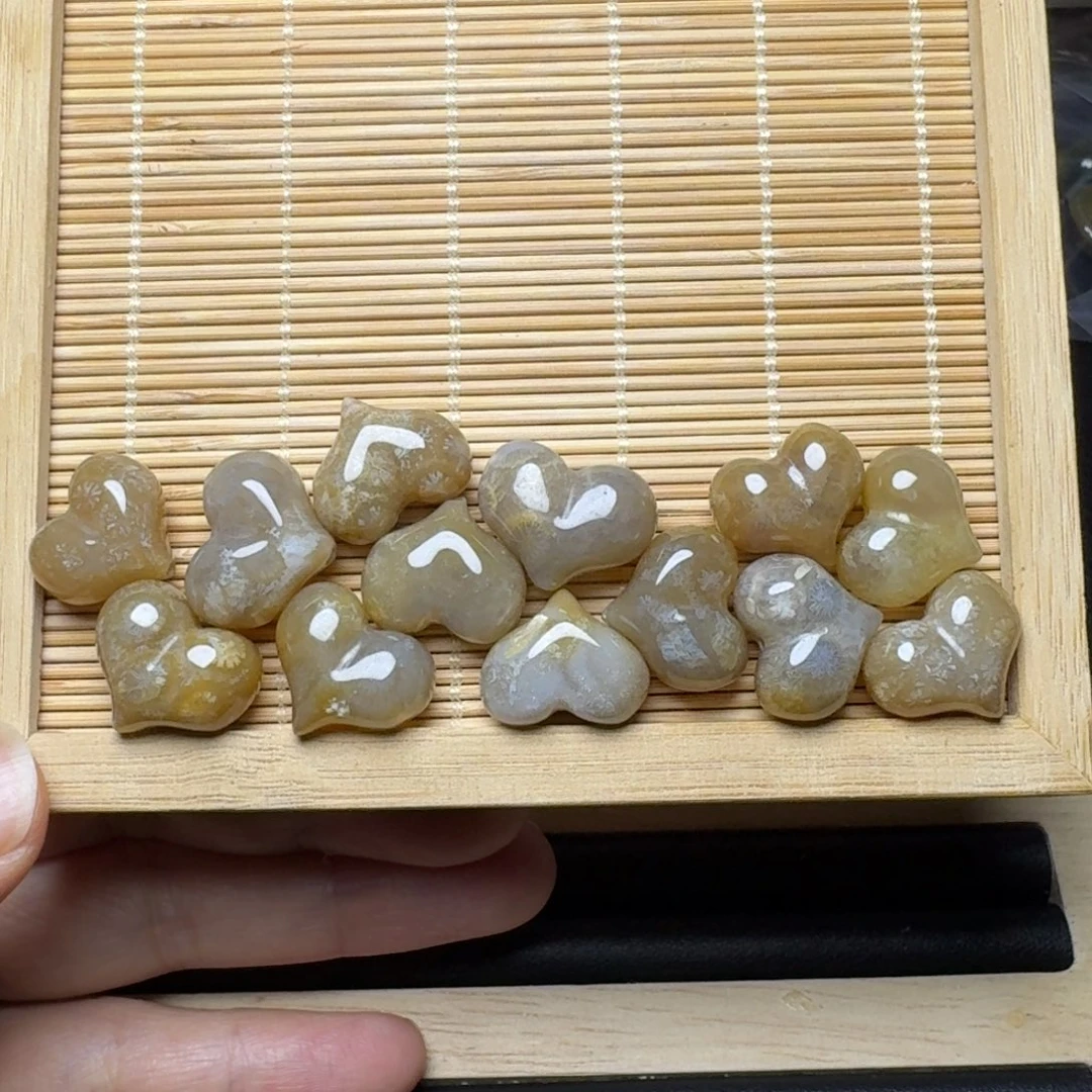硅化玉未镶嵌爱心桃13颗1组