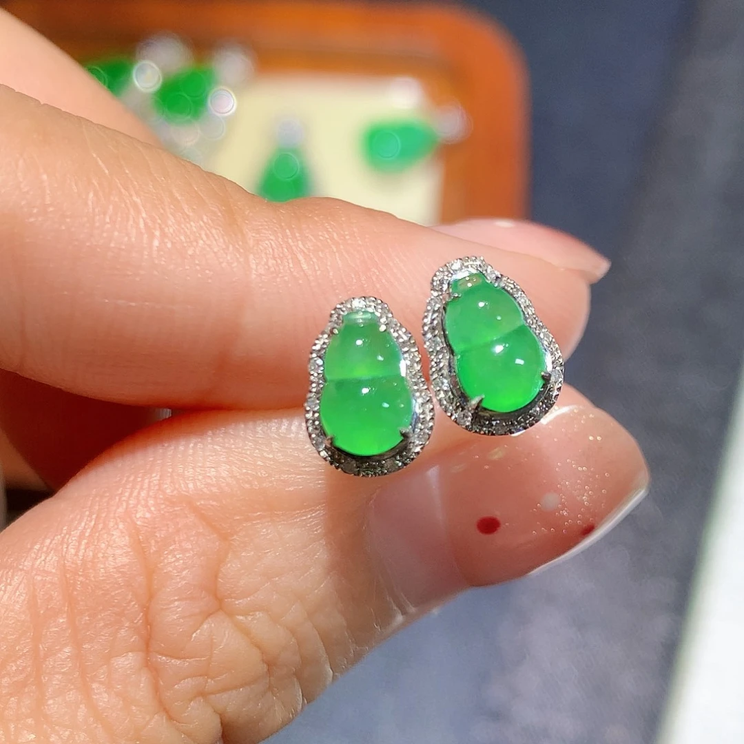 翡翠18K金镶嵌耳饰耳饰