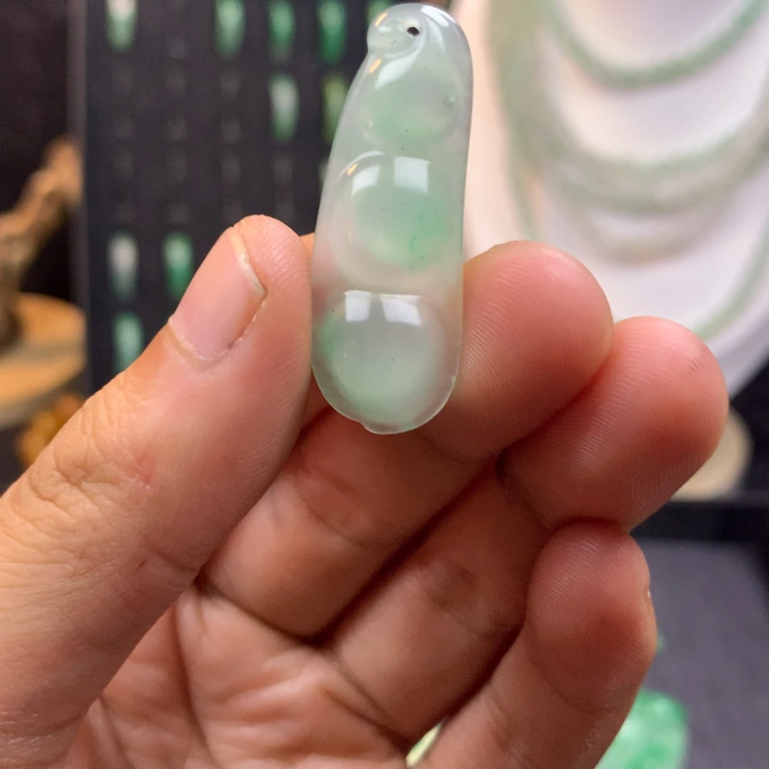 石英质玉合金福豆