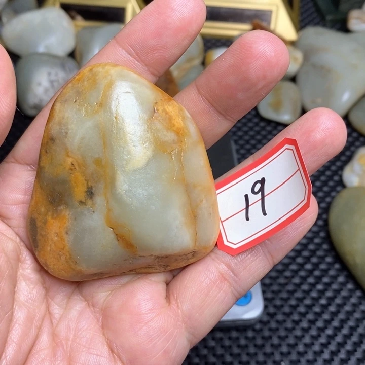 未镶嵌和田玉把件19