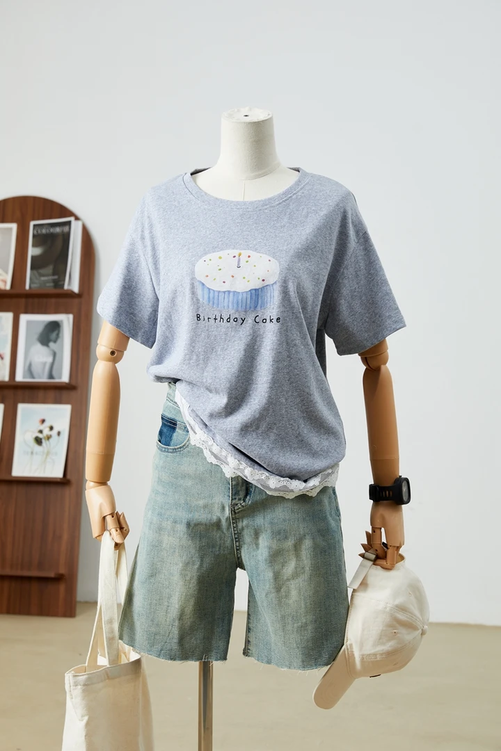 短款弹力夏装灰色休闲风T恤女印花休闲圆领纯色短袖百搭蕾丝拼接