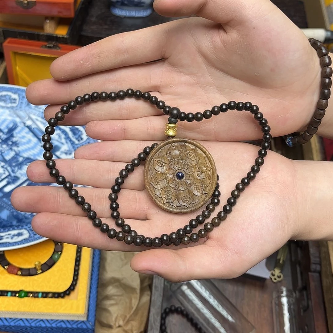 大叶紫檀（黑酸枝木类）