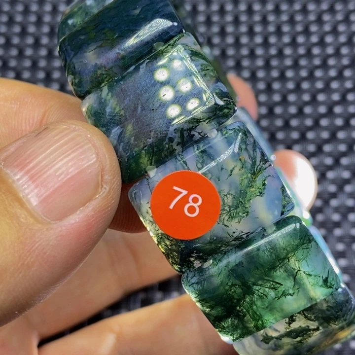 玛瑙/玉髓颈饰未镶嵌雪**行