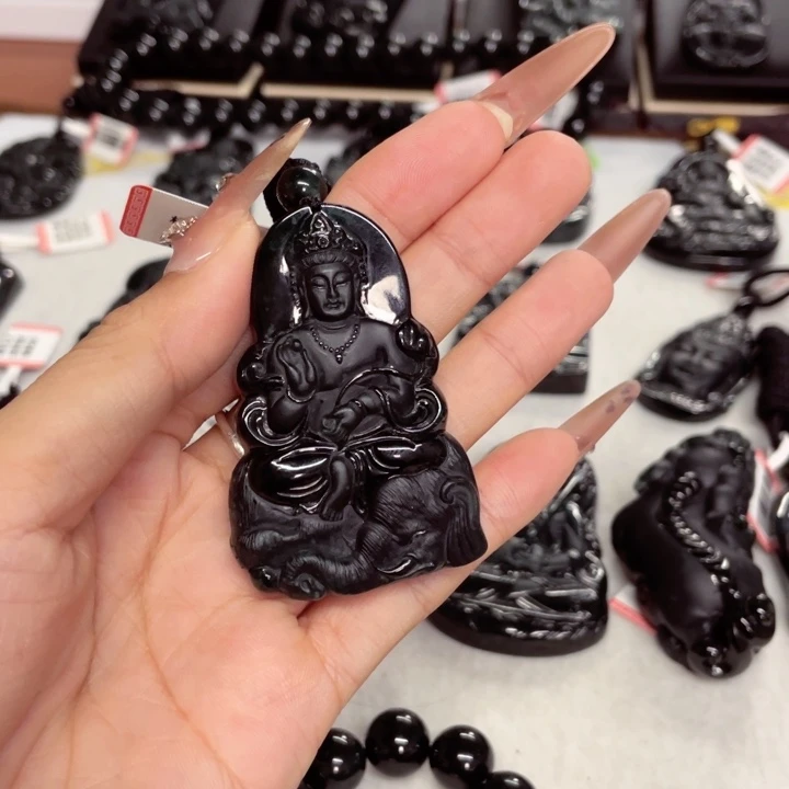 颈饰未镶嵌翡翠米**香