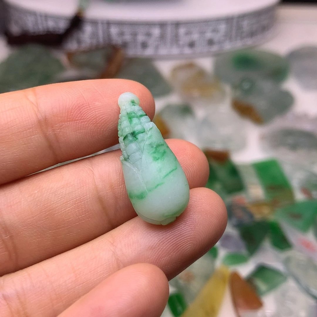 定制翡翠未镶嵌天然翡翠定制