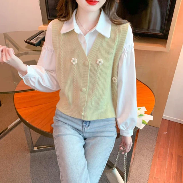 小清新无袖马甲女2025春季减龄立体花朵V领叠穿洋气上衣毛衣外套