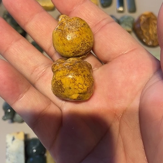 好***云岫岩河磨玉（透闪石质玉）未镶嵌挂件