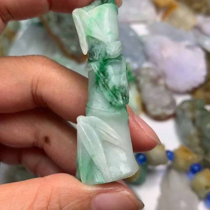 未镶嵌定制翡翠翡翠