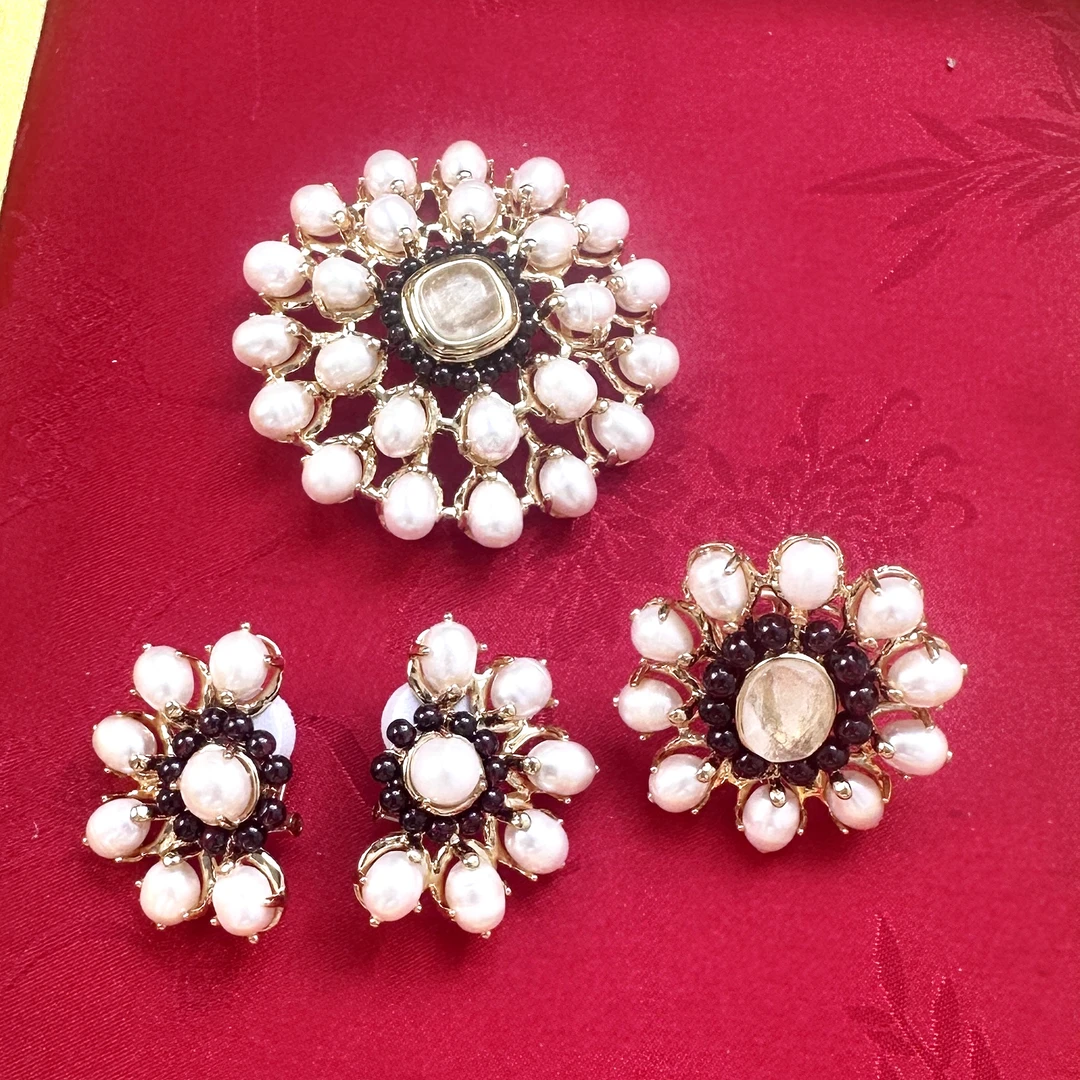 铜合金耳饰 精致气质法式小众设计款耳环古风戒指胸针