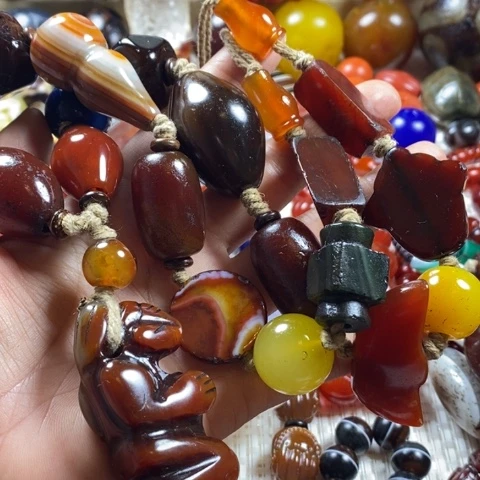 玛瑙/玉髓未镶嵌挂件