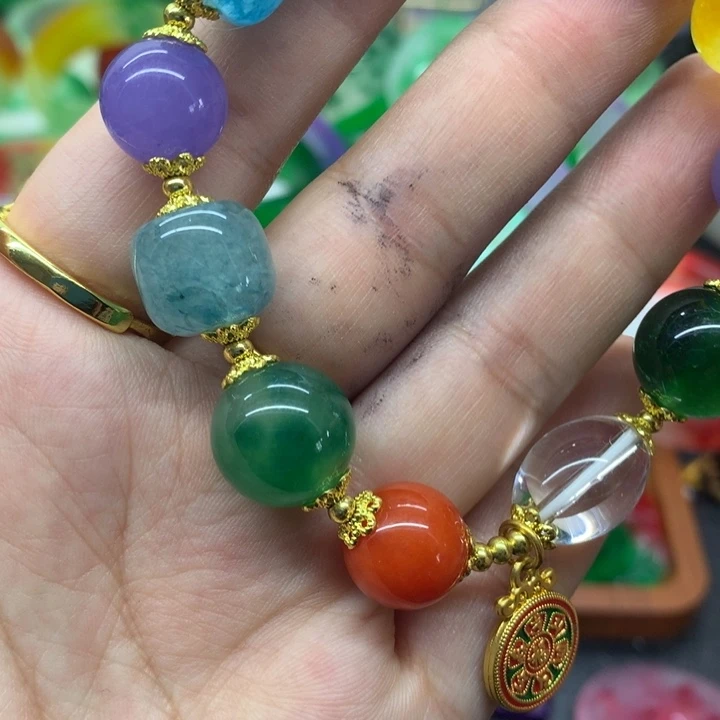 颈饰未镶嵌翡翠吊坠