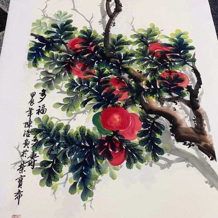 手绘作品等多种形式进行