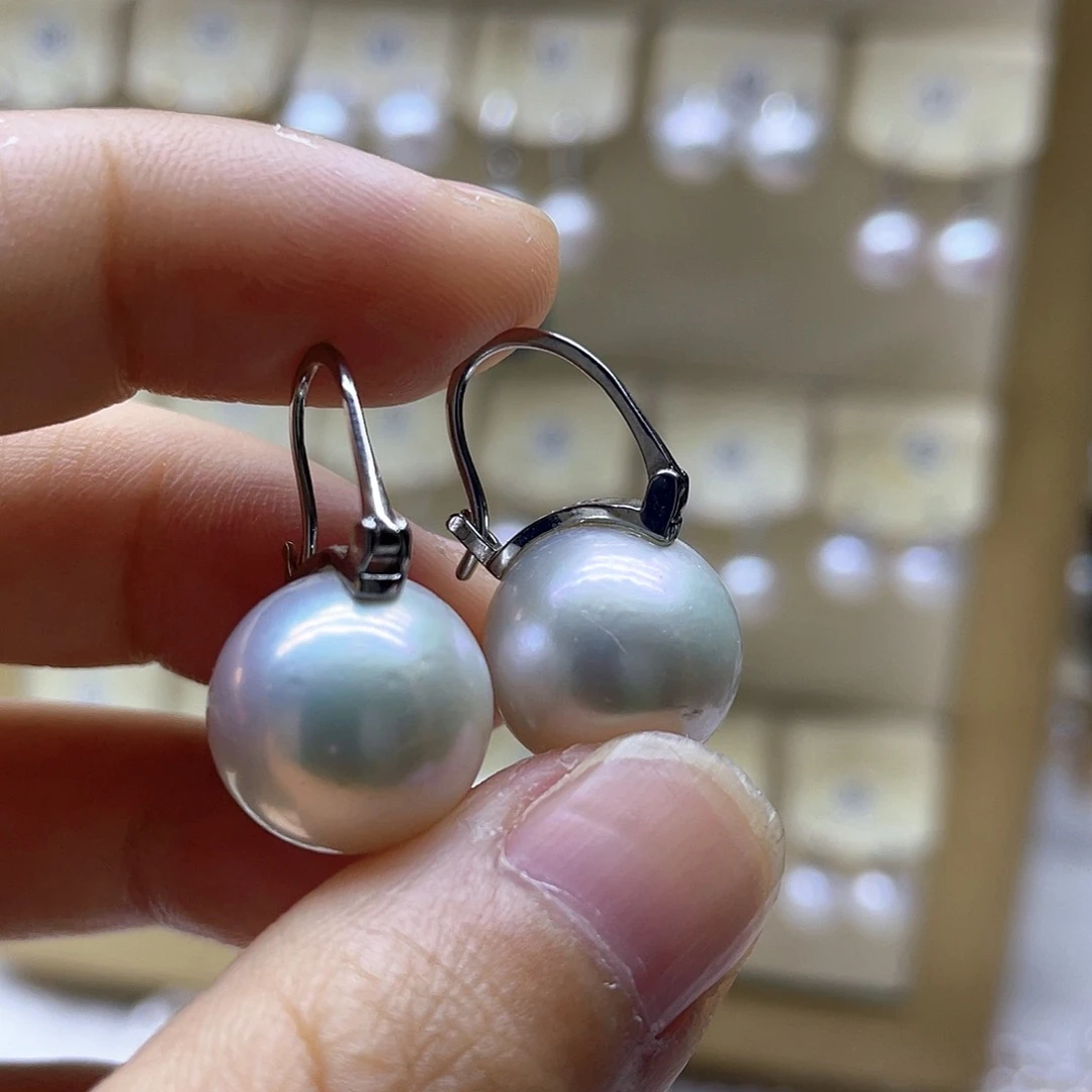 银S925镶嵌淡水珍珠耳饰