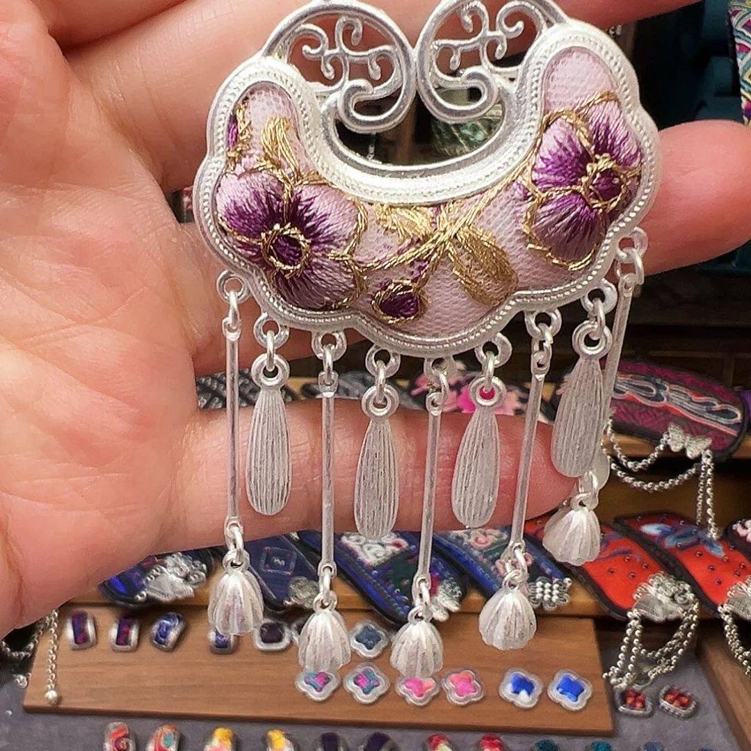 织绣手工刺绣工艺品