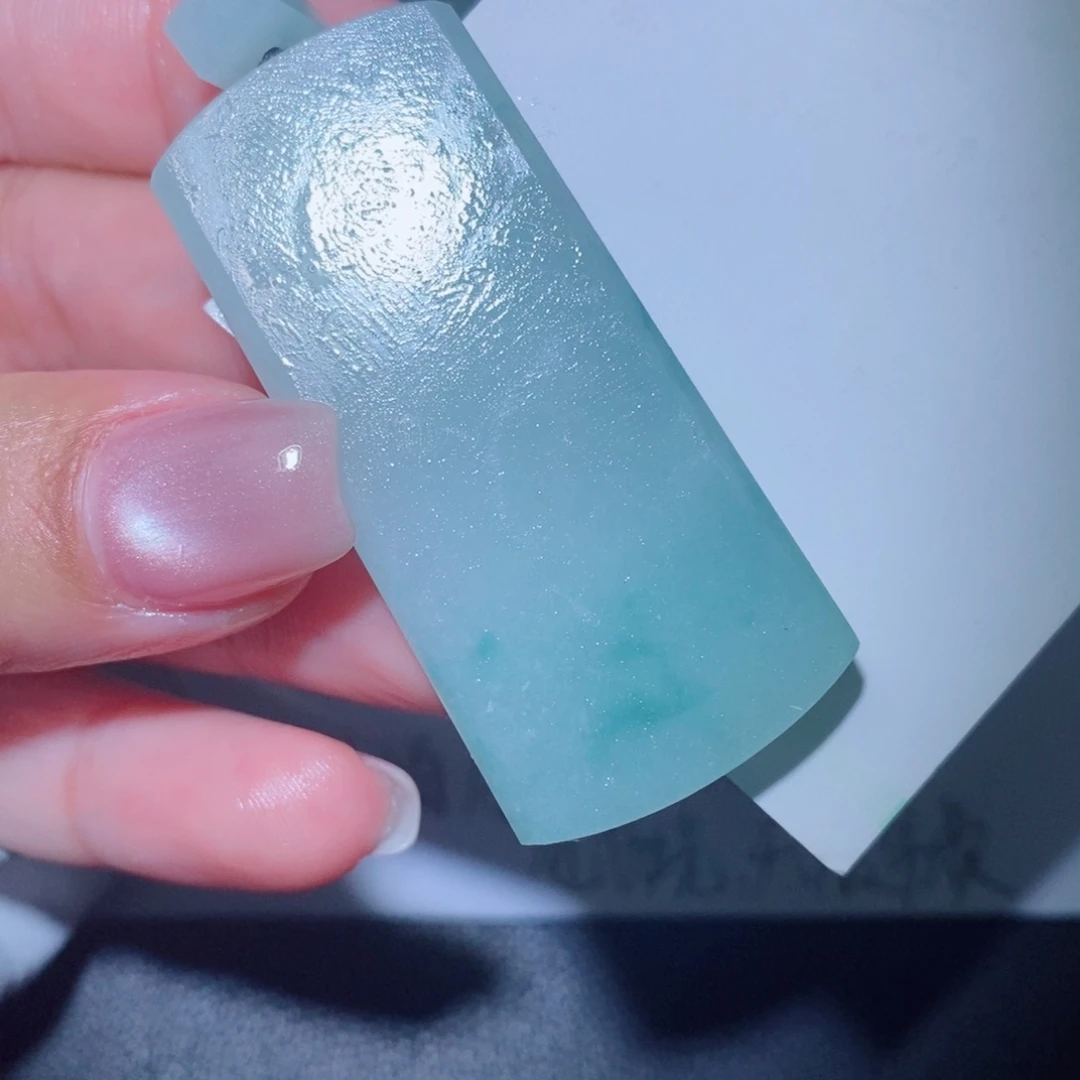 未镶嵌吊坠定制翡翠