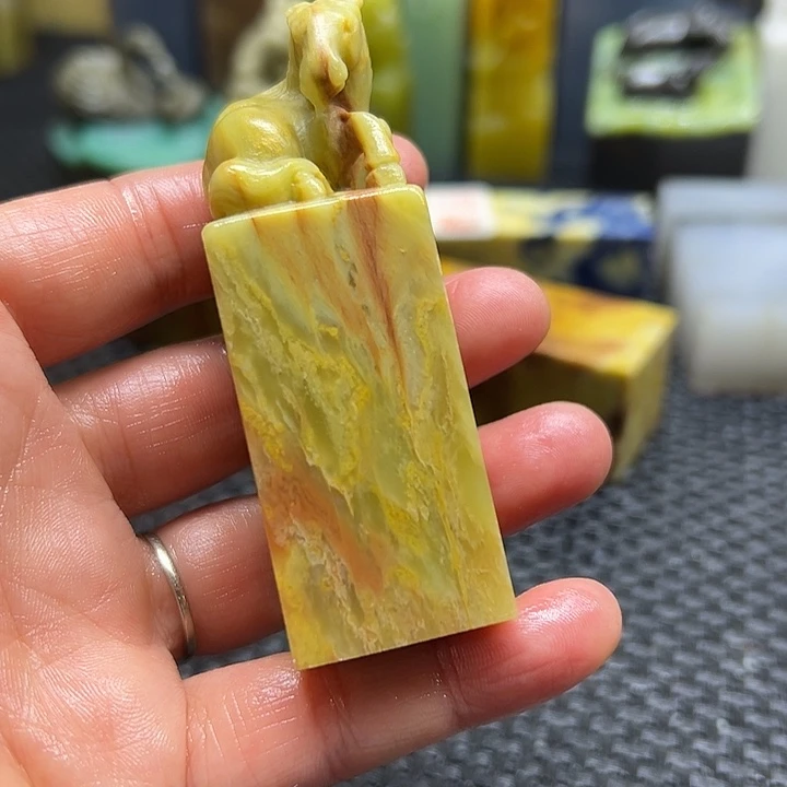 凉***丫青田石印章石印章石